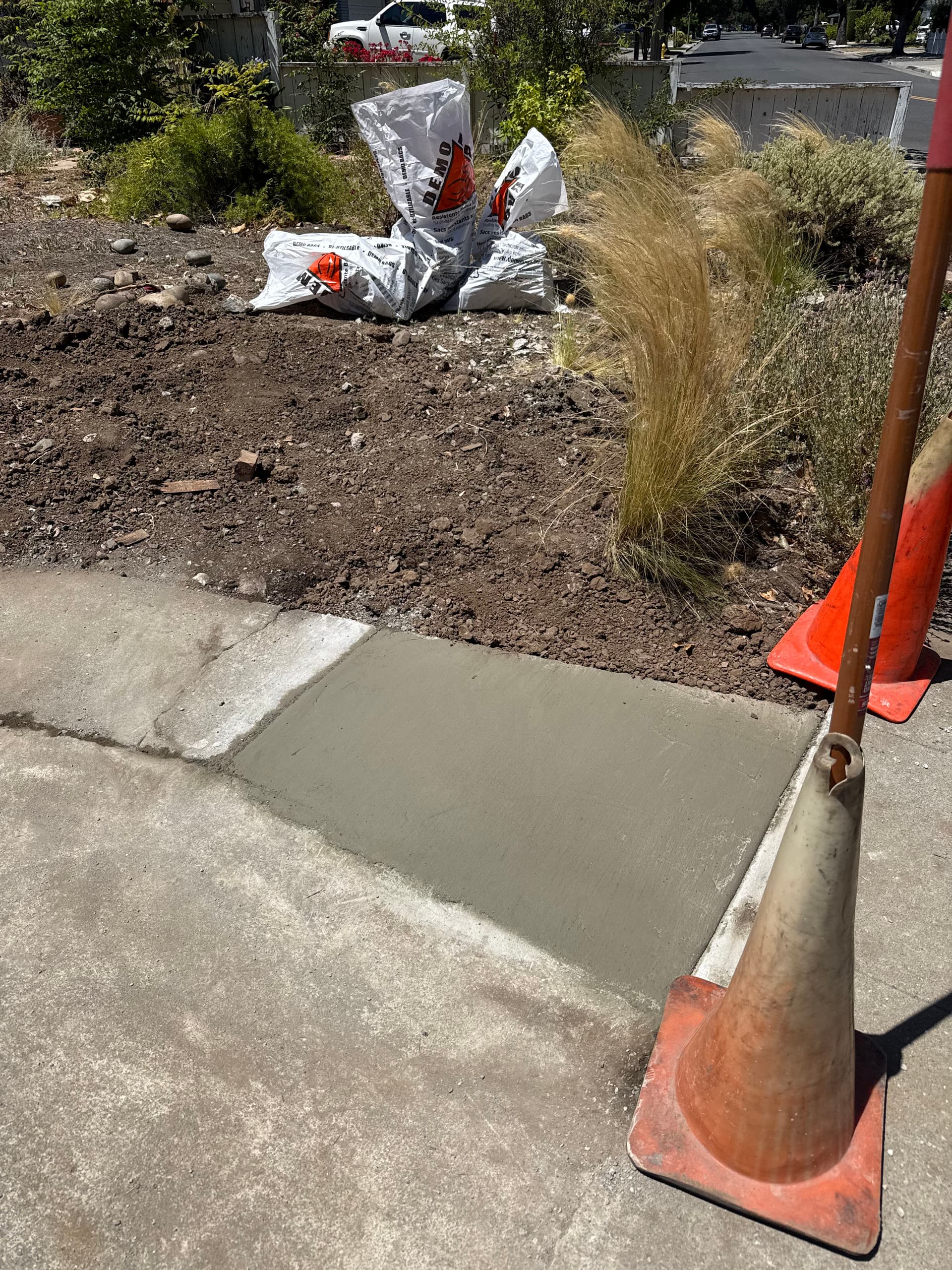 Gallery photos for Sewer Lateral Spot Repair Done Right - No Unnecessary Digging: Image #5