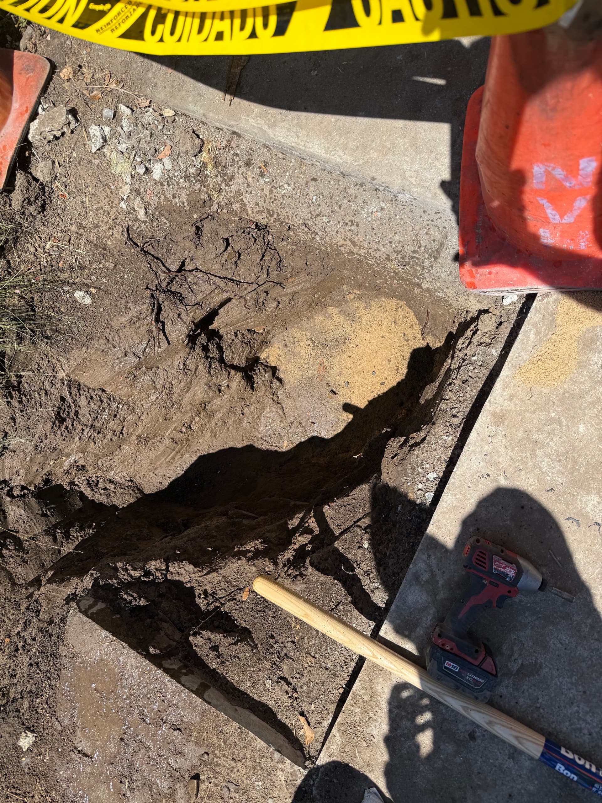 Gallery photos for Sewer Lateral Spot Repair Done Right - No Unnecessary Digging: Image #3